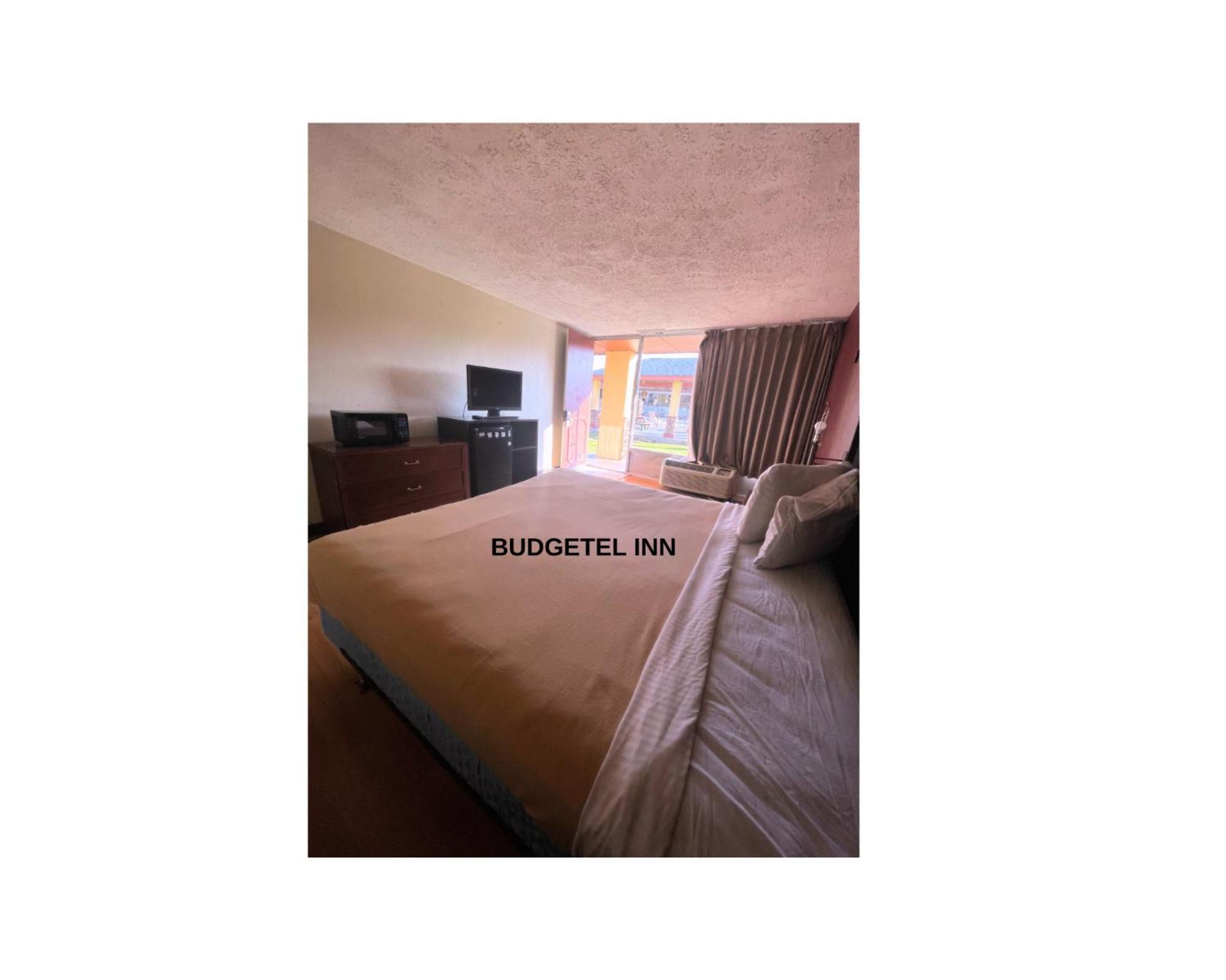Budgetel Inn Phenix City Exterior photo
