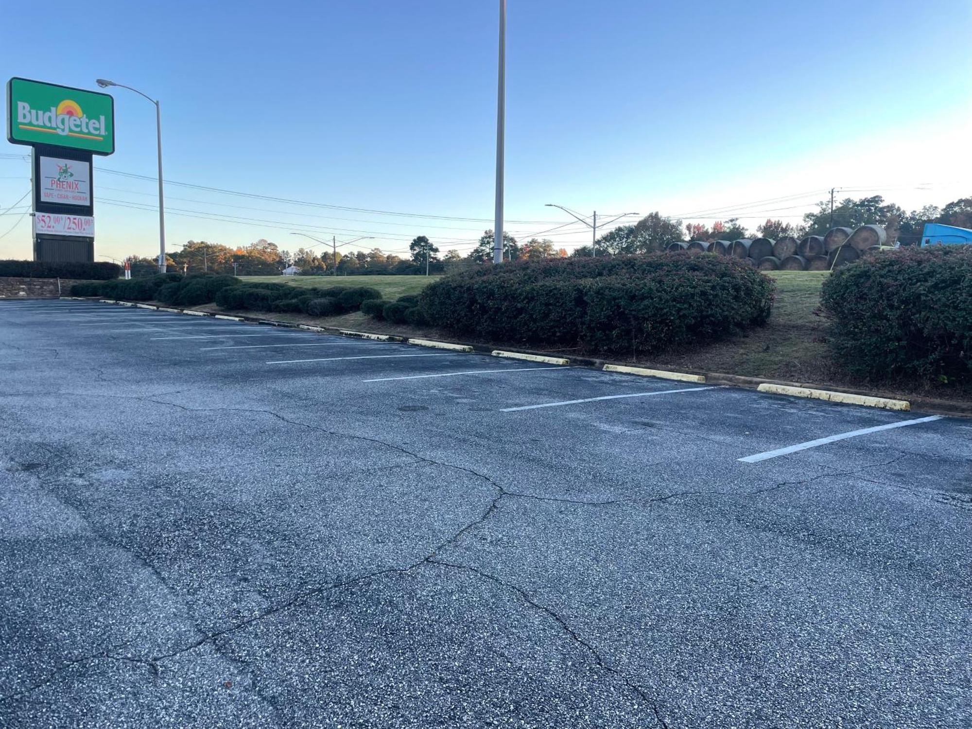 Budgetel Inn Phenix City Exterior photo