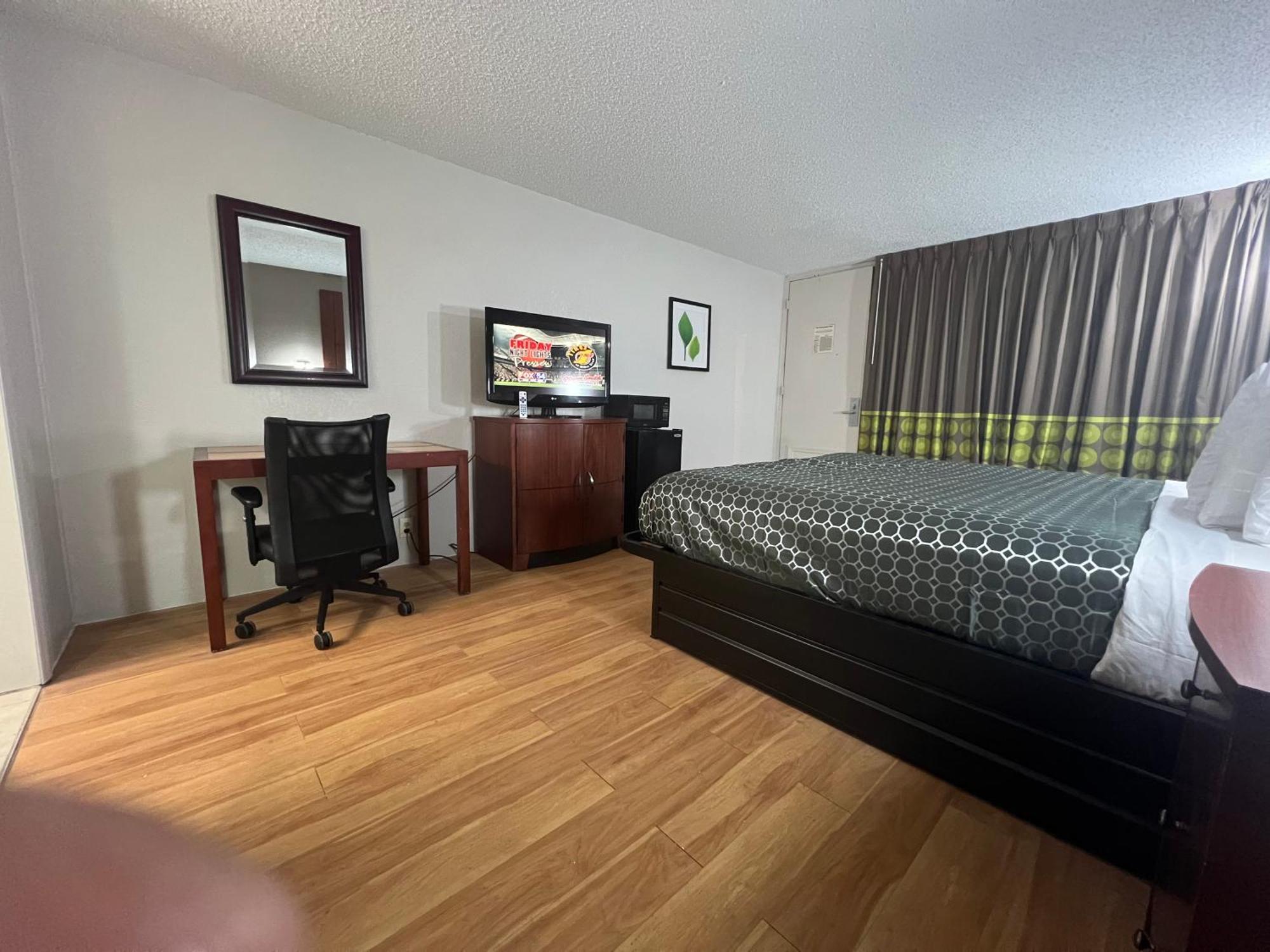 Budgetel Inn Phenix City Exterior photo